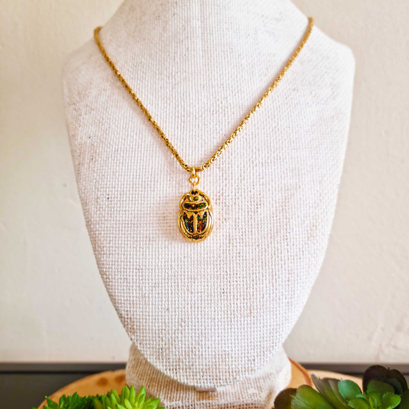 Collier Scarabée KHEPER CAMÉLÉON