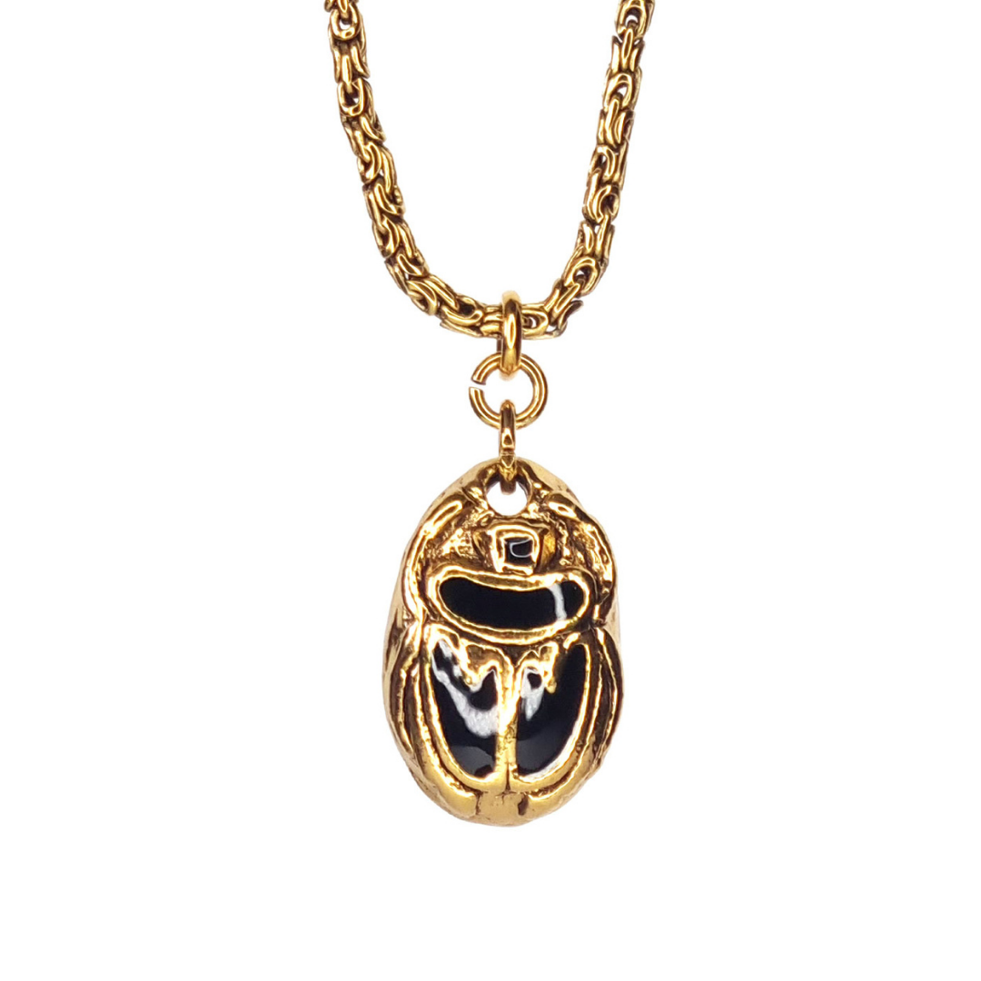 Collier bijoux haute fantaisie bijoux de créateur à lyon doré à l'or fin 24 carats  pendentif scarabée émaillé noir